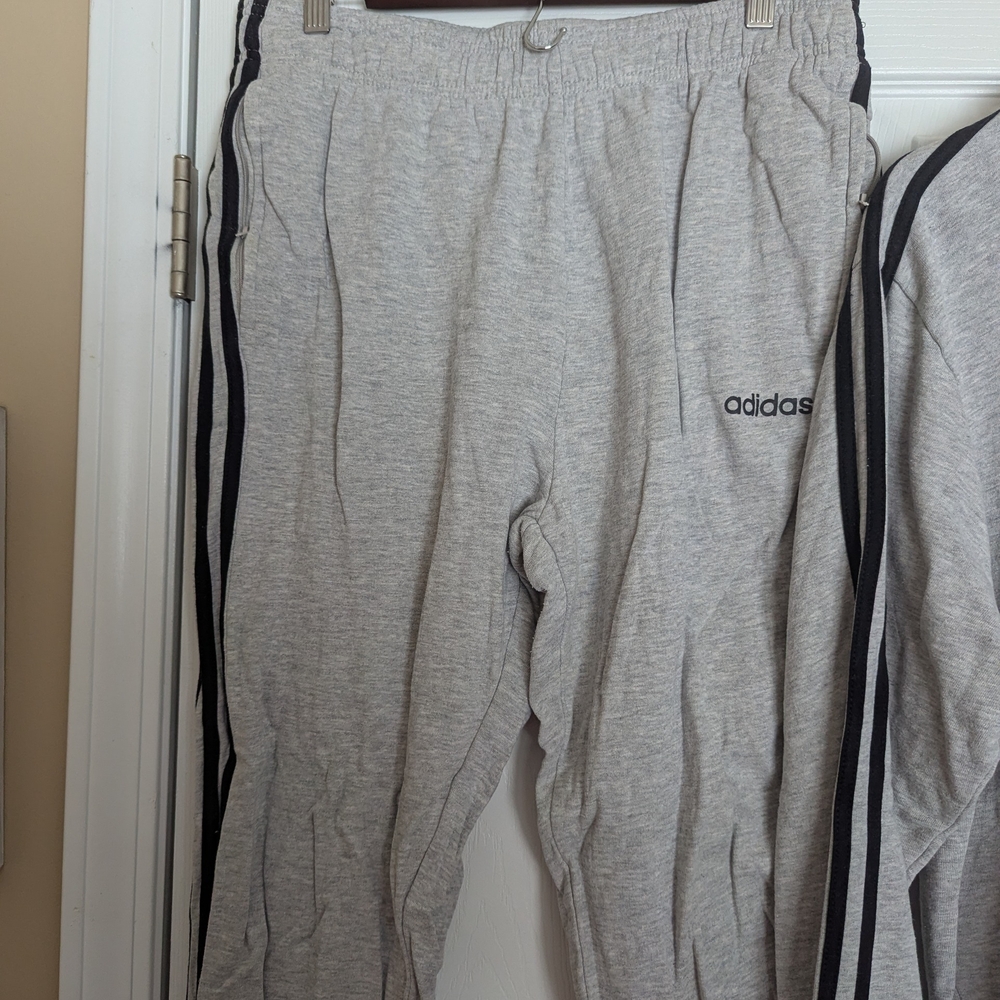 BUNDLE Adidas Light Gray Sweat Set - Picture 4 of 8